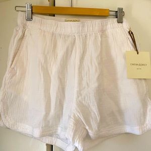 Cynthia Rowley White Shorts in Size Small